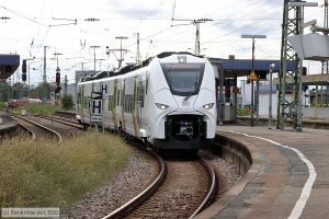 Neuer Triebzug des Typs Mireo für die S-Bahn Rhein-Neckar in Ludwigshafen (Rhein) Hauptbahnhof auf Gleis 5
